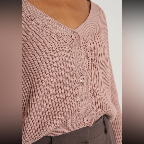 NA-KD V-Neck Balloon Sleeve Dusty Pink Cardigan - Picture 7 of 8